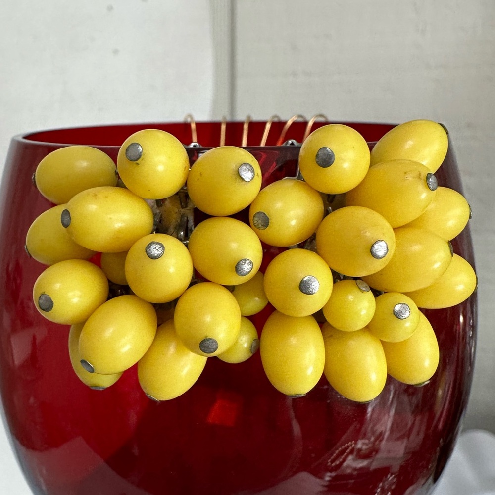 Vintage cluster yellow bead earrings
